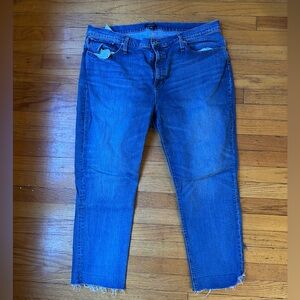 EUC J Crew slim broken in boyfriend jeans size 35 Blue